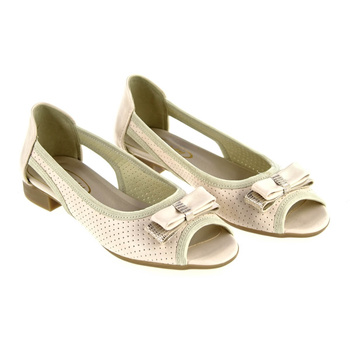 Baleriny z wycięciem