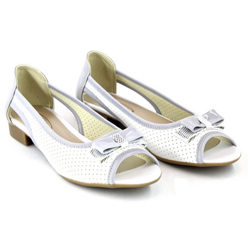 Baleriny z wycięciem