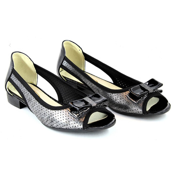 Baleriny z wycięciem